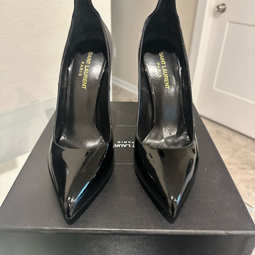 Saint Laurent Glossy Black Heels